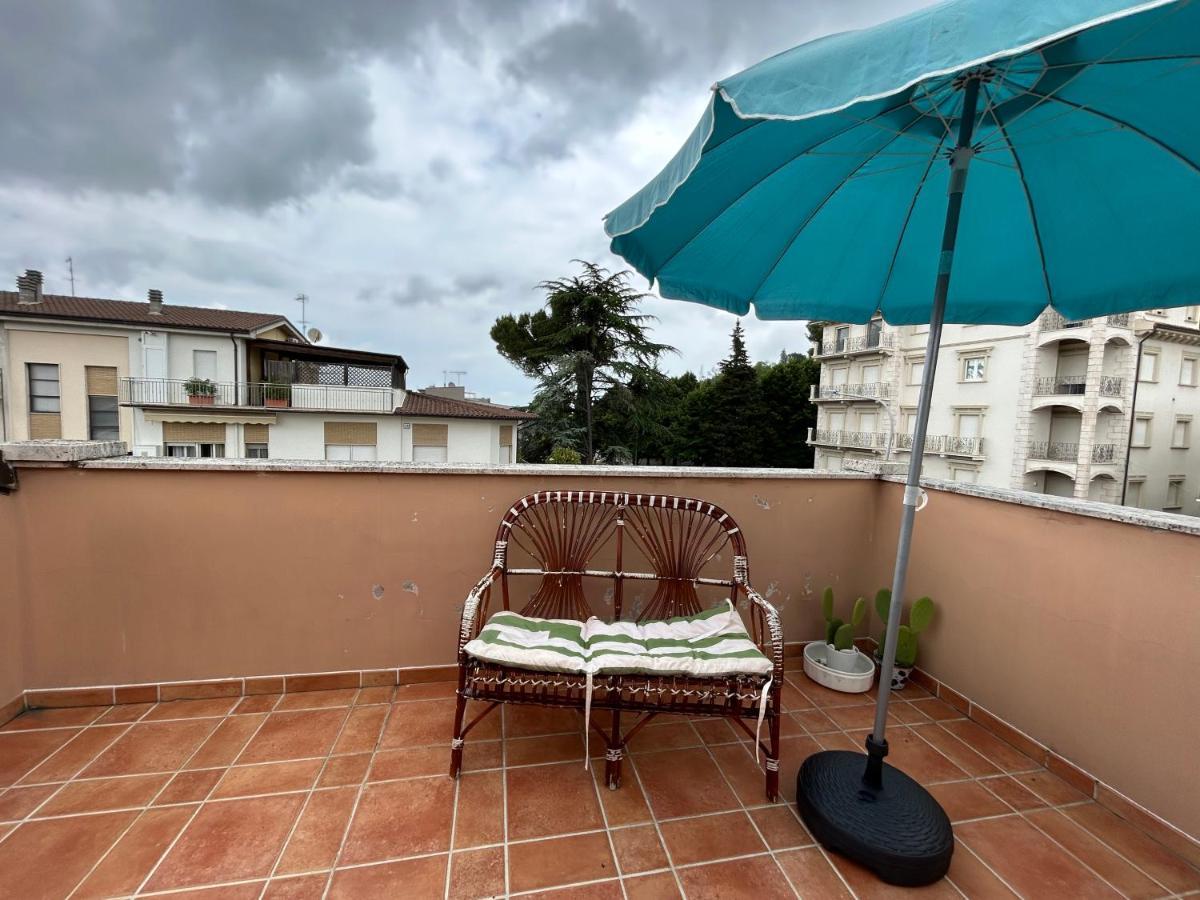 Un Tetto Per 2 Apartment Sant'Elpidio a Mare Exterior photo